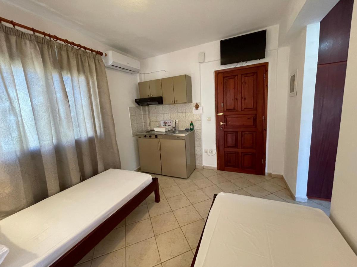 Galazia Akti Seaside Apartments Nikiti  Exterior foto
