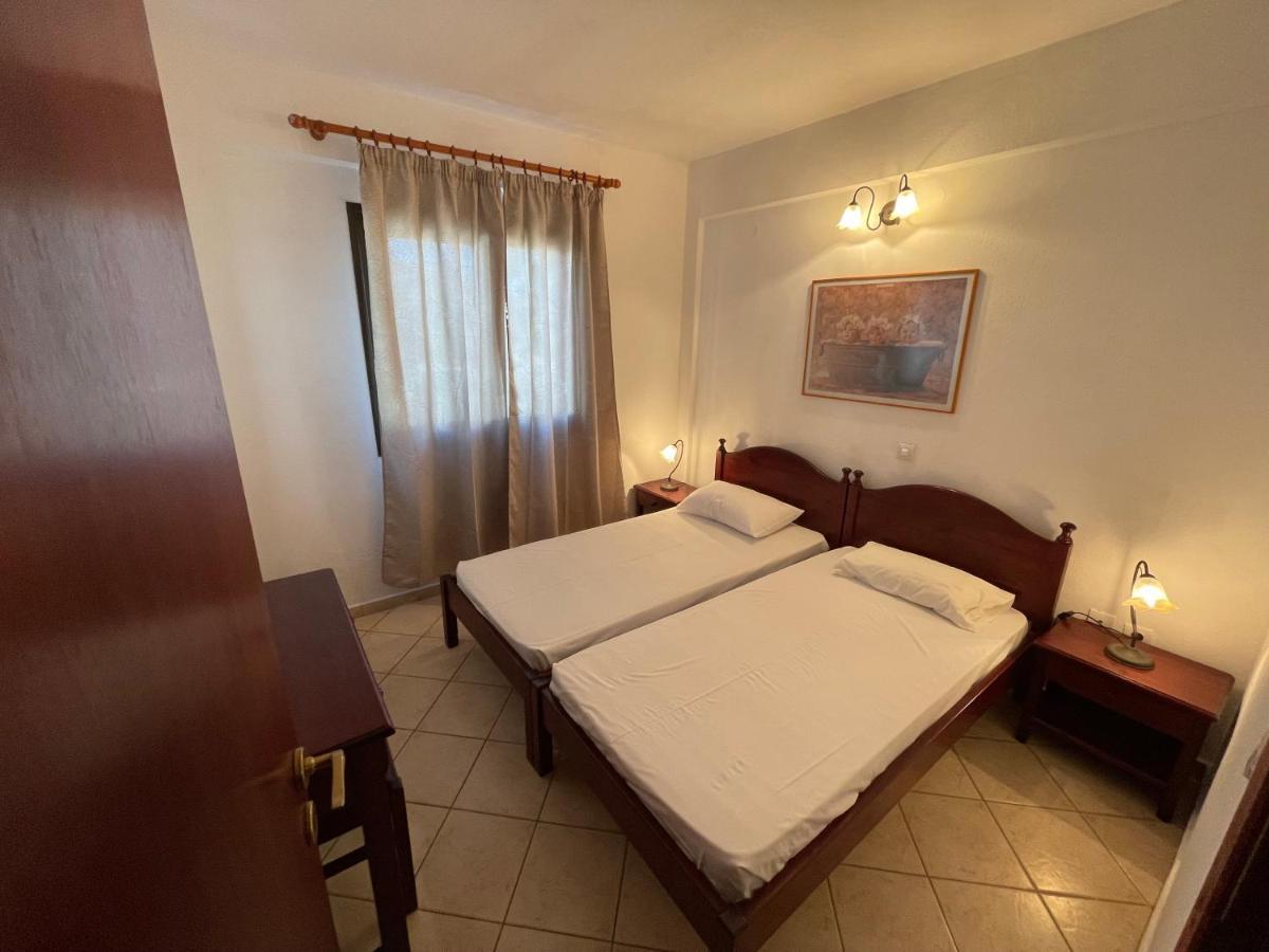 Galazia Akti Seaside Apartments Nikiti  Exterior foto