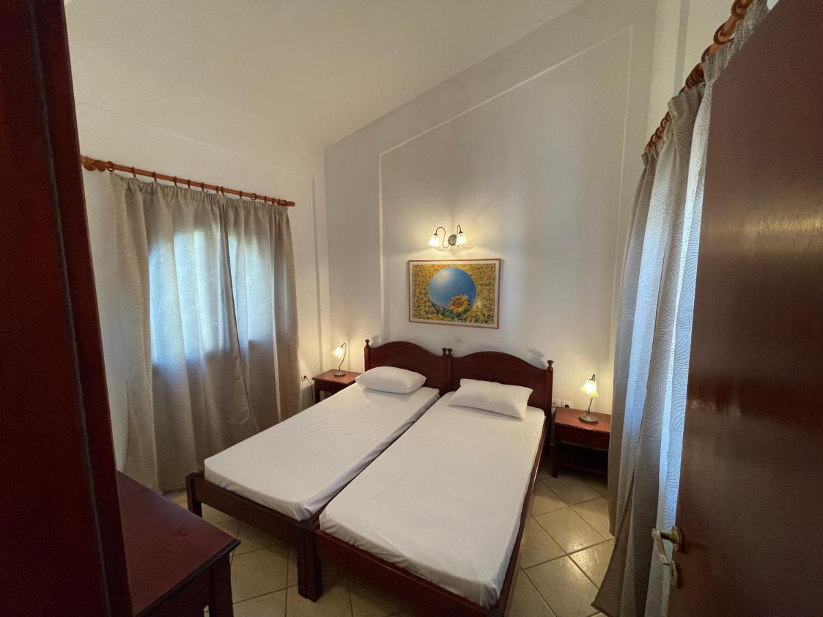 Galazia Akti Seaside Apartments Nikiti  Exterior foto