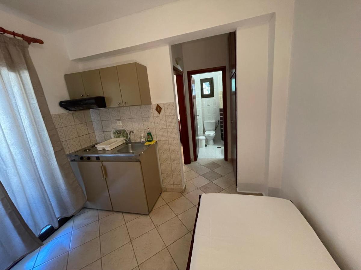 Galazia Akti Seaside Apartments Nikiti  Exterior foto