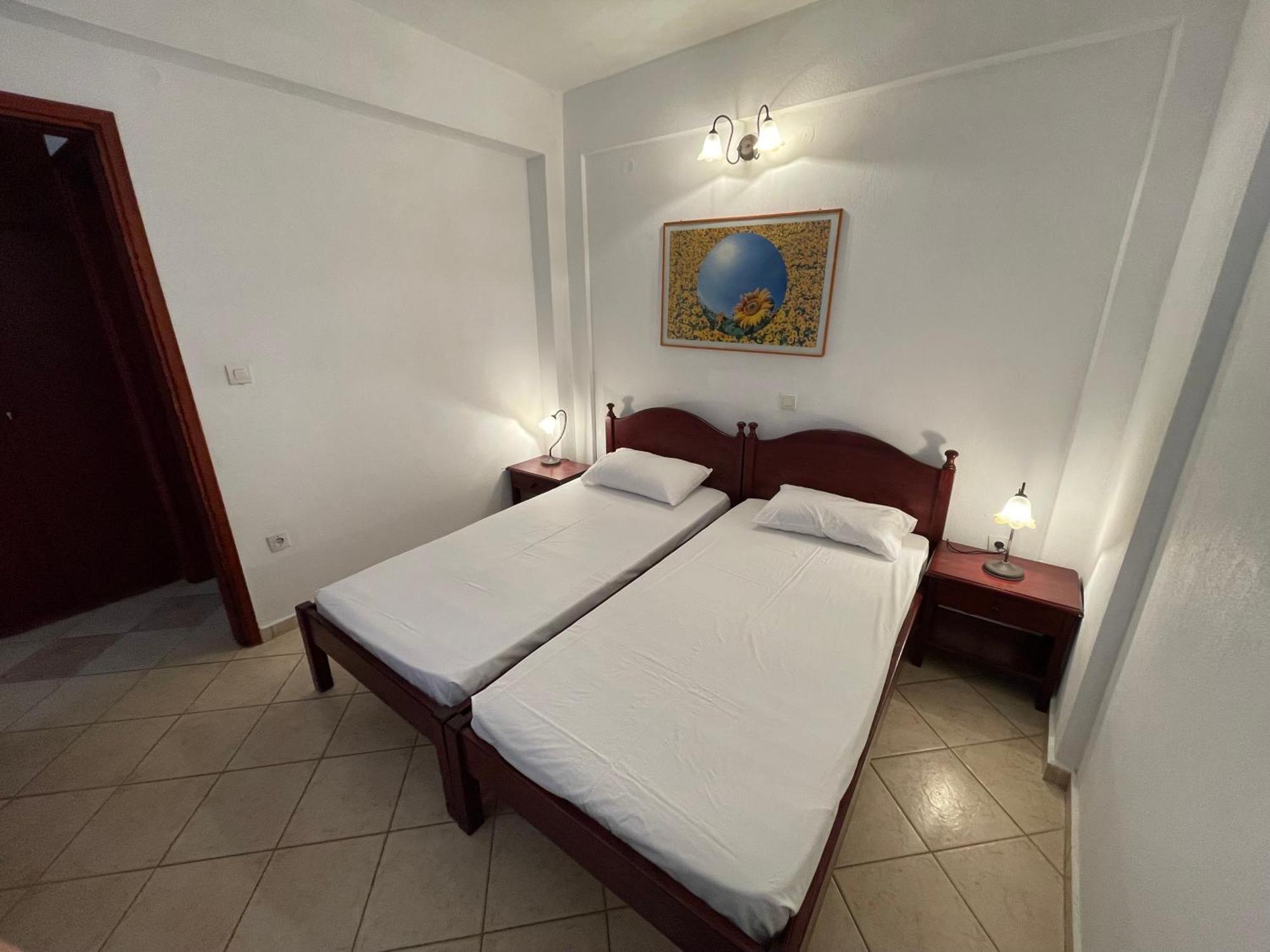 Galazia Akti Seaside Apartments Nikiti  Habitación foto